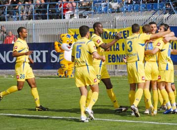 Ακόμα ένα βήμα ανόδου από τον Αστέρα Τρίπολης, 2-0 τον Εθνικό