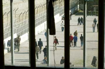 Συνεχίζεται η διαμαρτυρία των κρατουμένων στις φυλακές του Μαλανδρίνου