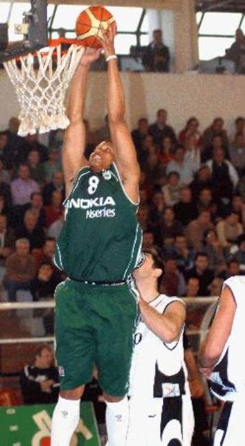 Μπαρτσελόνα και ΤΣΣΚΑ Μόσχας θέλουν τον Μάικ Μπατίστ