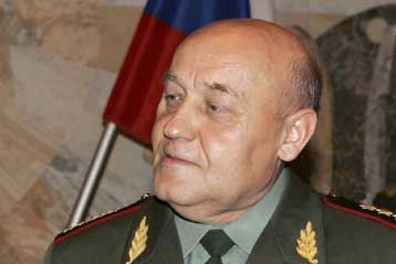 Η αντιπυραυλική ασπίδα των ΗΠΑ θα μπορούσε να θεωρηθεί στόχος, λέει ο Ρώσος επιτελάρχης