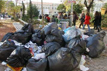Τη μέθοδο της καύσης των απορριμμάτων προκρίνουν οι δήμαρχοι
