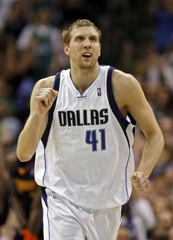 «Διόρθωσαν» τα πράγματα οι Μάβερικς και έκαναν το 1-1 κόντρα στους Ουόριορς