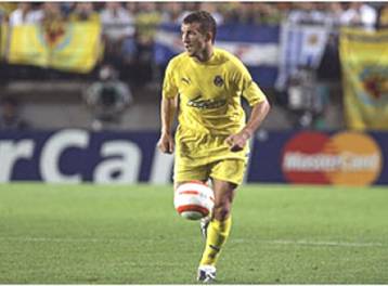 Θετικός στο ενδεχόμενο να συνεχίσει την καριέρα του στην ΑΕΚ ο Αρουαμπαρένα