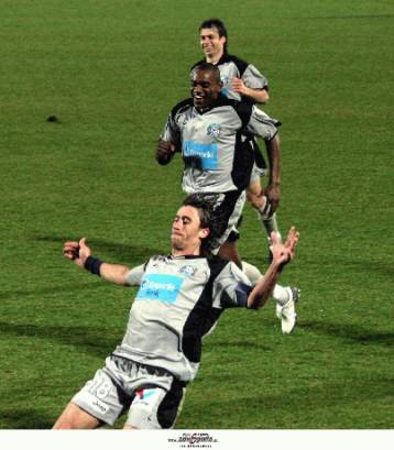 Ενδιαφέρον από Ολυμπιακό και ΑΕΚ για τον Αντζα, που διαψεύδει τα σενάρια