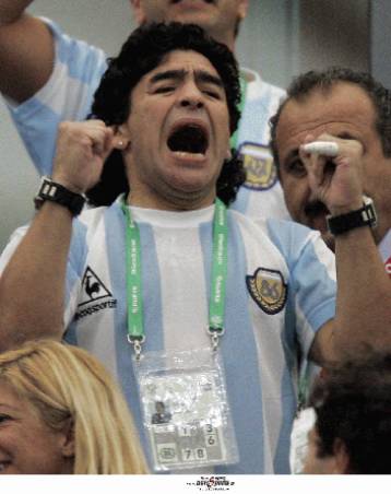 Σταθερή η κατάσταση της υγείας του Μαραντόνα