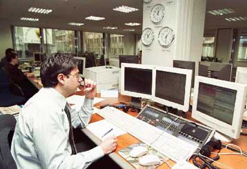 «Καπέλο» 36 εκατ. ευρώ στο δομημένο ομόλογο του ΤΣΠΕΑΘ, αποκάλυψη για το ΤΑΞΥ