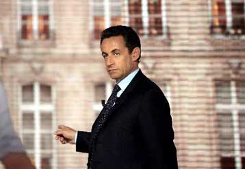 «Πόλεμος» ακολουθεί την αιφνίδια ματαίωση του ντιμπέιτ Ρουαγιάλ – Μπαϊρού