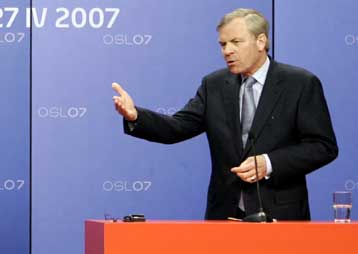 Αμεση εφαρμογή του σχεδίου του ΟΗΕ για το Κόσοβο «με μικρές προσαρμογές» ζητά το ΝΑΤΟ