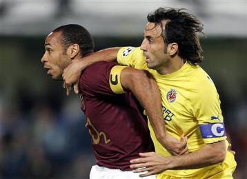 Την «παλιά φρουρά» της Βιγιαρεάλ θέλει η ΑΕΚ, στη λίστα και ο Κίκε Αλβαρες