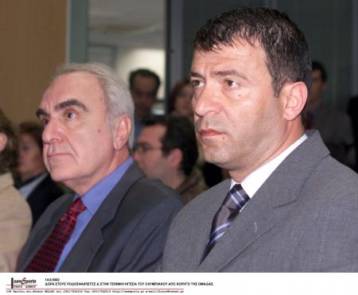 Επί τάπητος ο νέος Ολυμπιακός σε συνάντηση Λούβαρη με Λεμονή