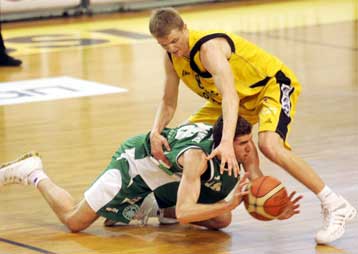 Στα πλέι-οφ το Μαρούσι που νίκησε 90-69 τον Μακεδονικό