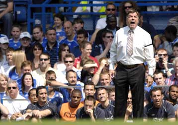 Ο Αλαρντάις αποχώρησε από την τεχνική ηγεσία της Μπόλτον