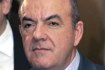 Κατεπείγουσα έρευνα για ύποπτα ομόλογα από το 1999 διέταξε ο Γ.Κολιοκώστας