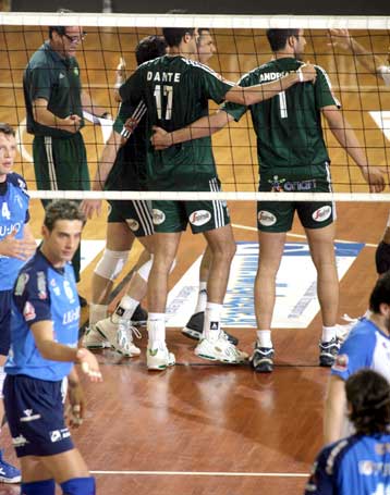 Διαφήμιση του βόλεϊ ο πρώτος τελικός Παναθηναϊκού-Ηρακλή, 3-2 οι «πράσινοι»