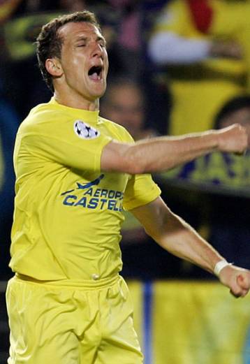 Σπουδαία μεταγραφή για την ΑΕΚ, ανακοίνωσε τον Αρουαμπαρένα