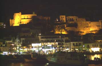 Την επέκταση του λιμανιού της Νάξου «μπλοκάρει» το ΣτΕ