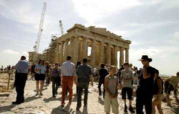 Αύξηση 7% στην τουριστική κίνηση για το 2007 προβλέπει το ΙΤΕΠ