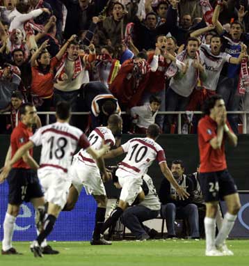 «Φλαμένκο» στην Γλασκώβη, Σεβίλη και Εσπανιόλ στον τελικό του Κυπέλλου UEFA