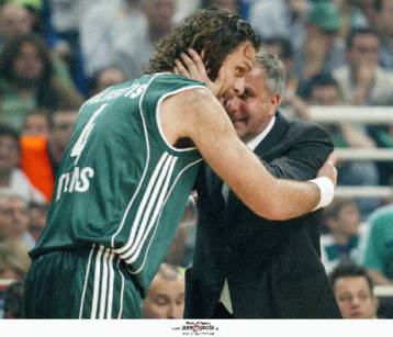 Μια ομάδα MVP εκτιμά ότι έχει ο Ομπράντοβιτς, ενώ ο Μάλκοβιτς λέει ότι δεν έχει λύσεις