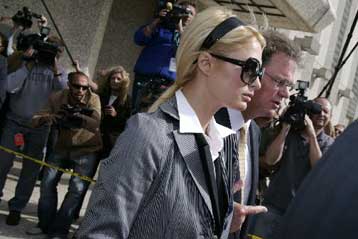 Από τα …πάρτι στη φυλακή για 45 ημέρες η Πάρις Χίλτον