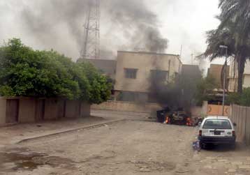 Tουλάχιστον 60 νεκροί από επιθέσεις Ιρακινών ανταρτών σε όλη τη χώρα