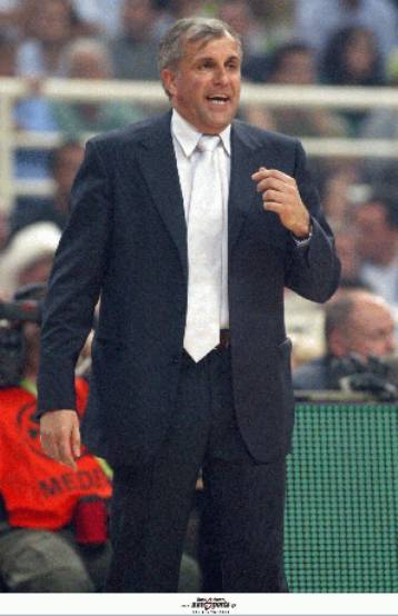 Θα ακολουθήσουν κι άλλοι τίτλοι, υποσχέθηκε ο Ομπράντοβιτς