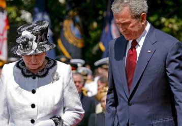 Ραντεβού στο Λευκό Οίκο για την βασίλισσα Ελισάβετ και τον Τζορτζ Ο. Μπους