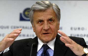 Προς τα πάνω αναθεωρεί η Κομισιόν τις οικονομικές προβλέψεις για την ευρωζώνη