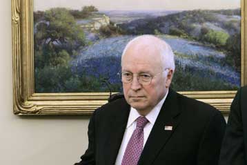 Επίσκεψη – αστραπή του αντιπροέδρου των ΗΠΑ στη Βαγδάτη