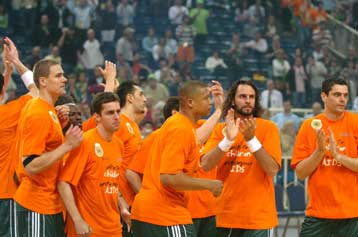 Τον πρωταθλητή Ευρώπης Παναθηναϊκό τίμησε στο Μαξίμου ο Κ.Καραμανλής