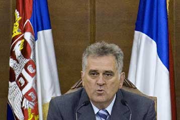 Κήρυξη έκτακτης ανάγκης προς αποφυγή νέων εκλογών στη Σερβία, προτείνει ο Νίκολιτς