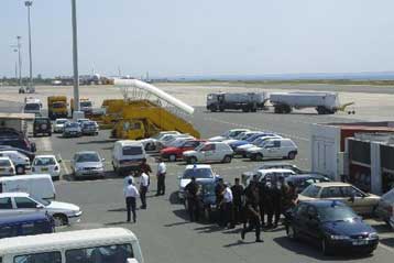 Αναγκαστική προσγείωση στη Λάρνακα για αεροσκάφος των Κυπριακών Αερογραμμών