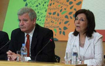 Κακοδιαχείριση στο ΙΚΑ και οικονομικές απώλειες των ταμείων καταγγέλλει το ΠΑΣΟΚ