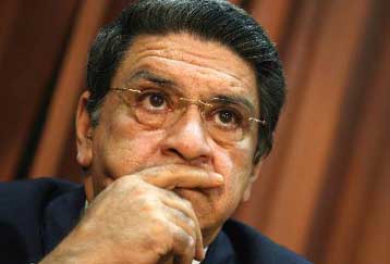 Ισολογισμούς για το 2006 ζητεί επειγόντως από τα Ταμεία ο Β.Μαγγίνας