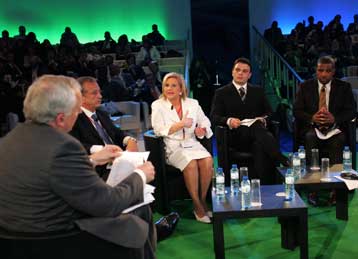 Η Ελλάδα έχει γίνει «προτιμώμενος» τουριστικός προορισμός, είπε η Φ.Πετραλιά