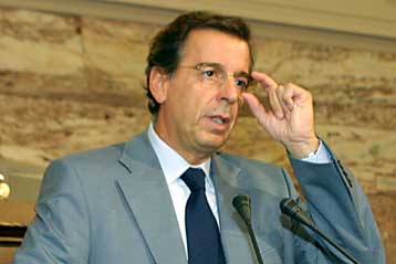 Δεν υπάρχουν κρυφά ομόλογα στα ΕΛΤΑ, διαβεβαιώνει ο Μιχάλης Λιάπης