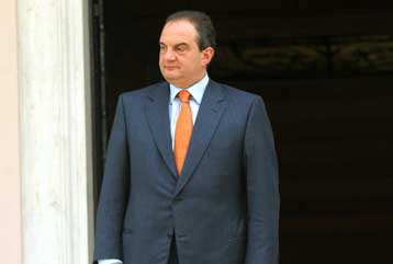 Κάλπες το φθινόπωρο «δείχνει» το θερινό πρόγραμμα περιοδειών του πρωθυπουργού