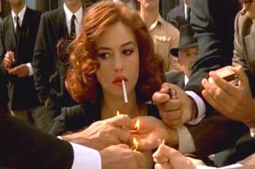 Το Χόλιγουντ κόβει το τσιγάρο σε ταινίες για όλη την οικογένεια