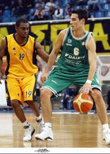 Το ενδεχόμενο επιστροφής του στην Ελλάδα εξετάζει ο Νίκος Ζήσης