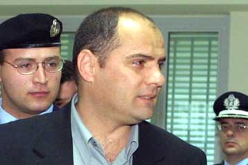 Αμεση αποφυλάκιση για Θ.Σερίφη και Σ.Κονδύλη μετά τις οριστικές ποινές για τη 17Ν