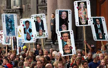 Νέες συγκρούσεις διαδηλωτών – αστυνομίας στην Κοπεγχάγη