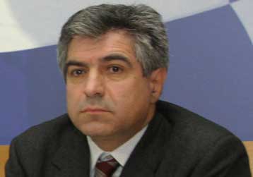 Επανέρχεται το ΠΑΣΟΚ στο θέμα του διορισμού του υιού Κεδίκογλου