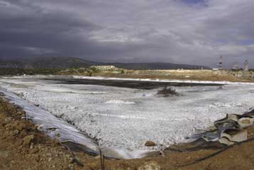 Κόντρα ΥΠΕΧΩΔΕ με τη νομαρχία Πειραιά για την κατάσταση στην Ψυττάλεια