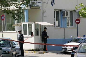 «Πονοκέφαλος» στην ΕΛ.ΑΣ. από την αποκάλυψη δύο σοβαρών υποθέσεων διαφθοράς