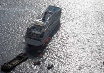 Αποζημίωση για το ναυάγιο του Sea Diamond θα διεκδικήσει το κράτος