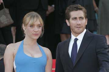 Θερμή υποδοχή στις Κάννες ταινίας με θέμα τη ζωή του τραγουδιστή των Joy Division