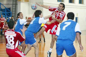 Αρχίζουν οι «μάχες» για τον τίτλο μεταξύ Πανελληνίου και Φιλίππου