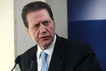 Έκκληση Πολύδωρα προς ΠΟΑΣΥ να αποφευχθούν κινητοποιήσεις στον τελικό Champions League