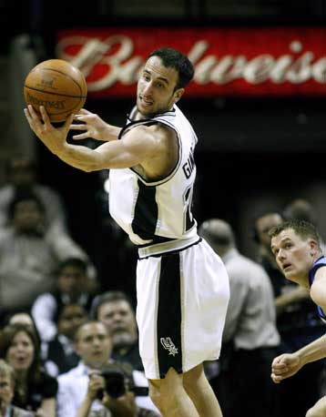 Νίκη των Σπερς κόντρα στους Τζαζ με 108-100 στον πρώτο τελικό της Δύσης