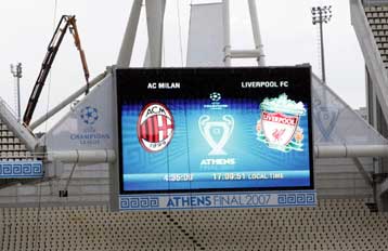 Ημέρες «2004» στην πρωτεύουσα για τη μεγάλη γιορτή του ευρωπαϊκού ποδοσφαίρου
